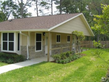 Front view of an Independence Place apartment