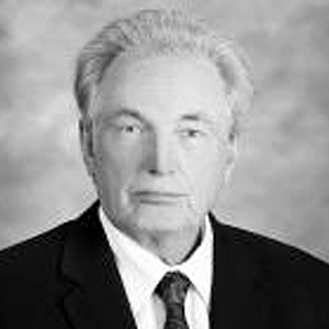 Black and white portrait of Richard Duren.